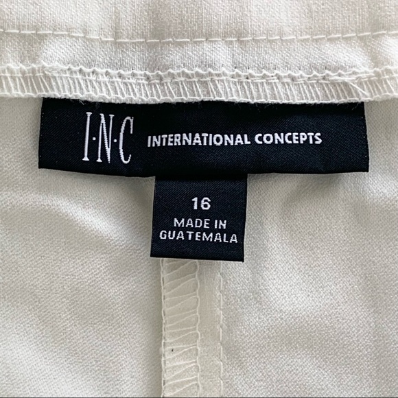 🌸New🌸 Inc Women’s Belted High Rise Shorts Size 16 Stretch Ivory NWT - Picture 3 of 14